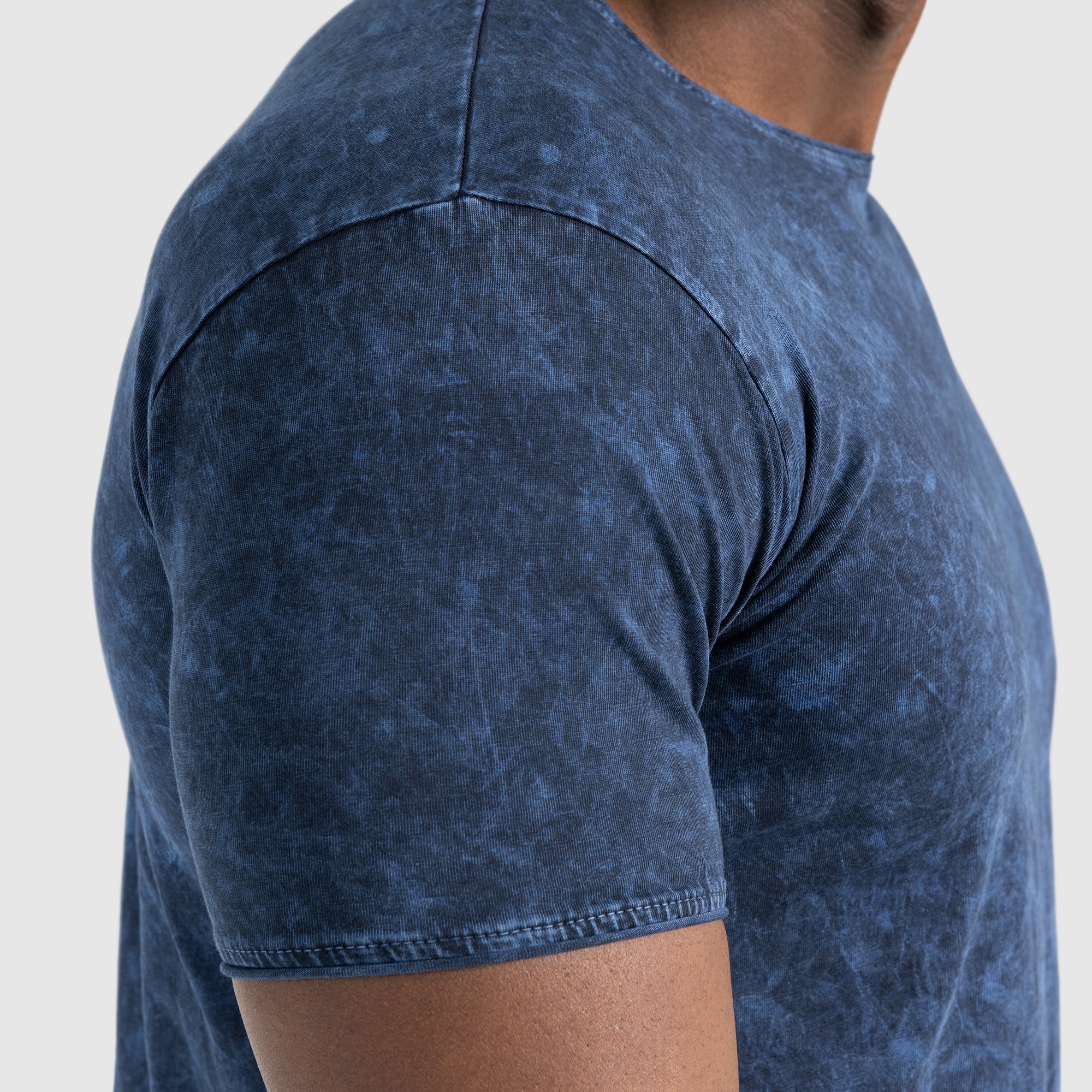 <tc>M</tc>camiseta atrix