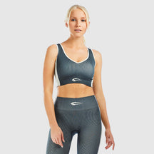 Golpe de sujetador deportivo