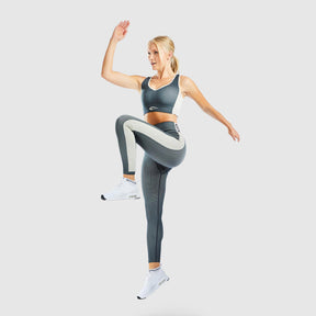 Golpe de sujetador deportivo